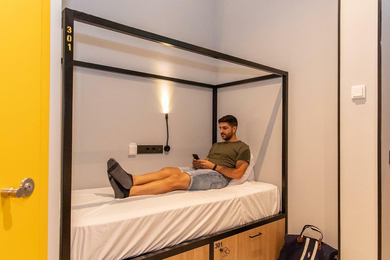 Bed 4-Bed Mixed Dormitory Room